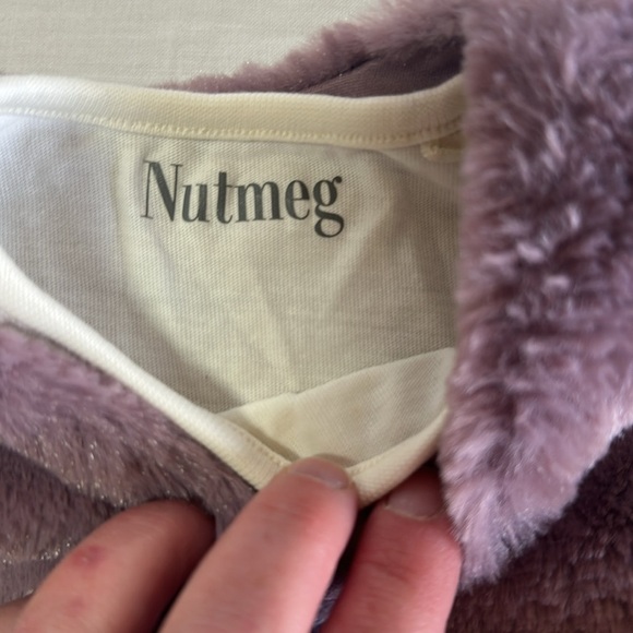 Nutmeg - Purple Faux Fur Vest with Cream Long Sleeve Top - Picture 4 of 5